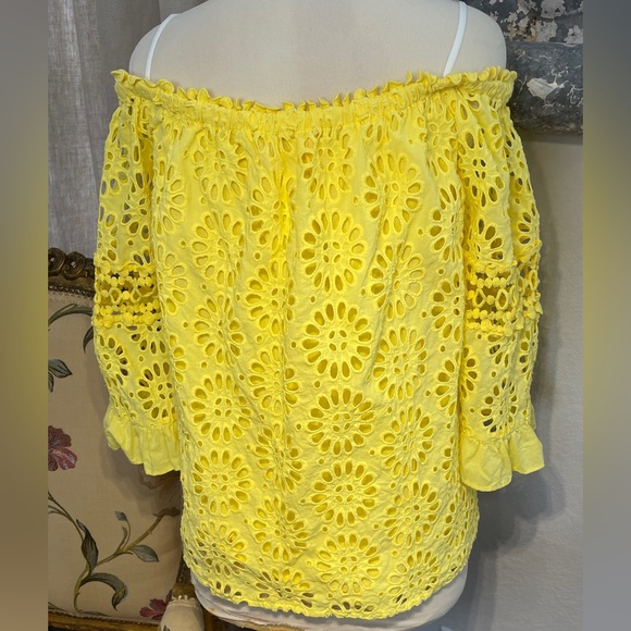 Lilly Pulitzer Laurenne Off the Shoulder Calla Lily Yellow Cotton Top Large - Picture 5 of 11